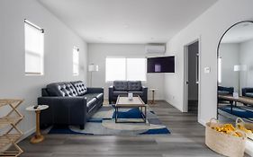 Bungalow W Free Parking 4 Min From Sofi, 8Min From Airport